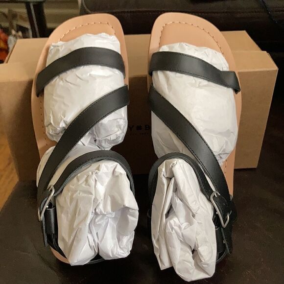 Lucky Brand Strappy Sandal - Picture 6 of 6